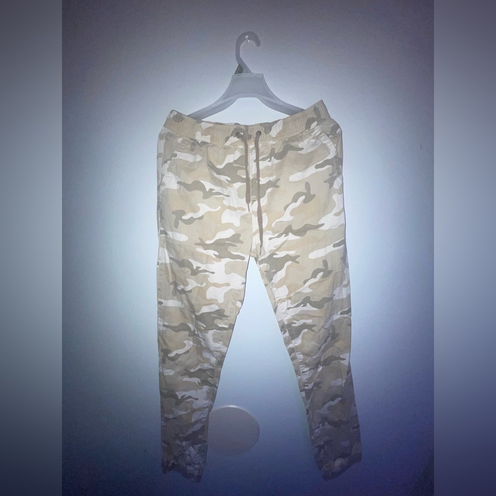 Aero camo joggers